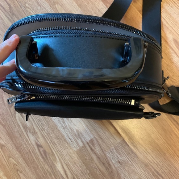 Sans Beast Clandestine round bag - Picture 5 of 6